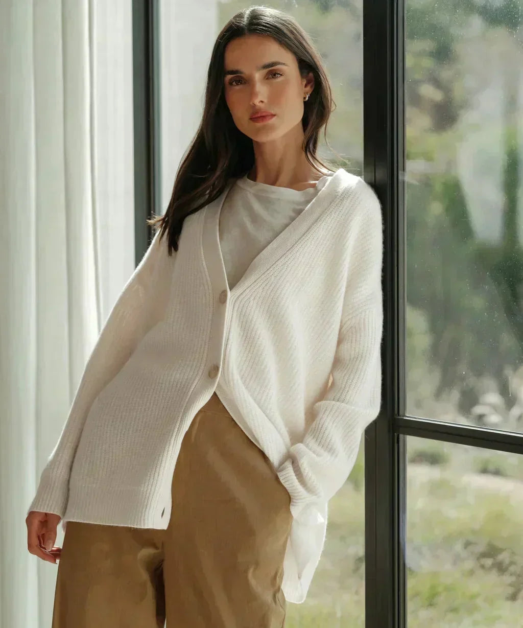 Women's Classic V-Neck Knit Cardigan – Soft Button Front Cardigan