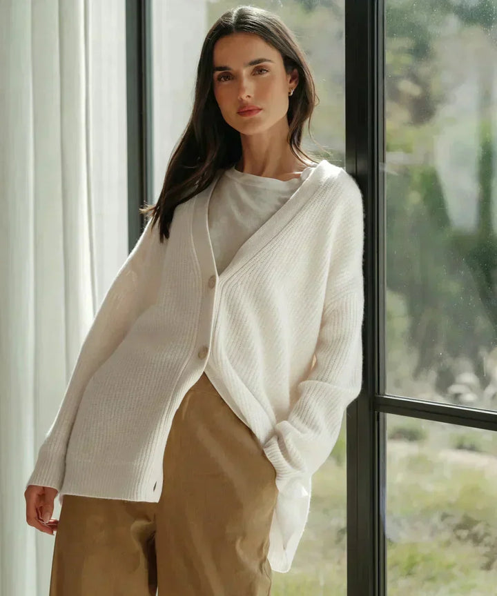 Women's Classic V-Neck Knit Cardigan – Soft Button Front Cardigan