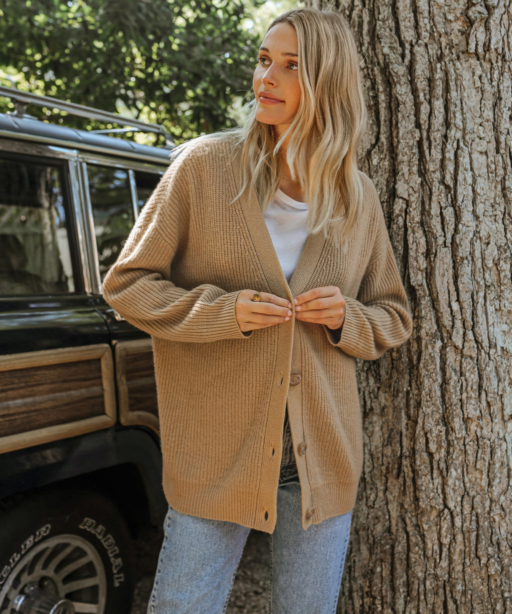 Women's Classic V-Neck Knit Cardigan – Soft Button Front Cardigan