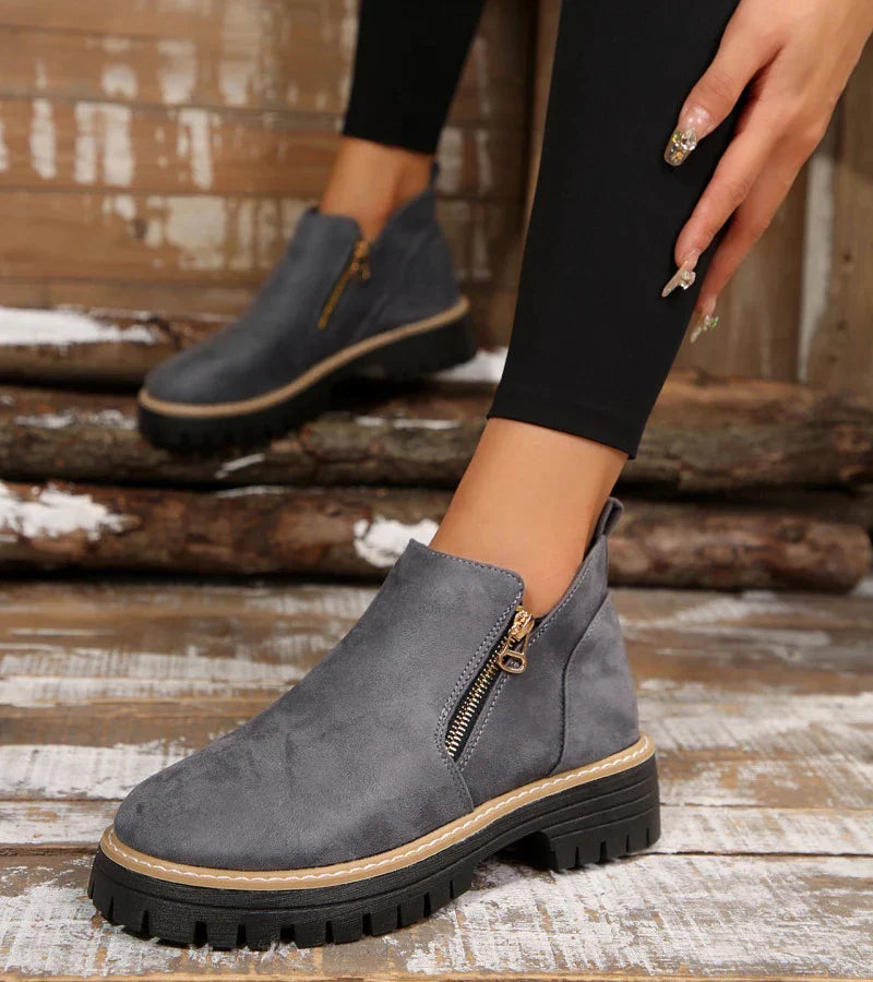 Aira - Orthopaedic Ankle Boots