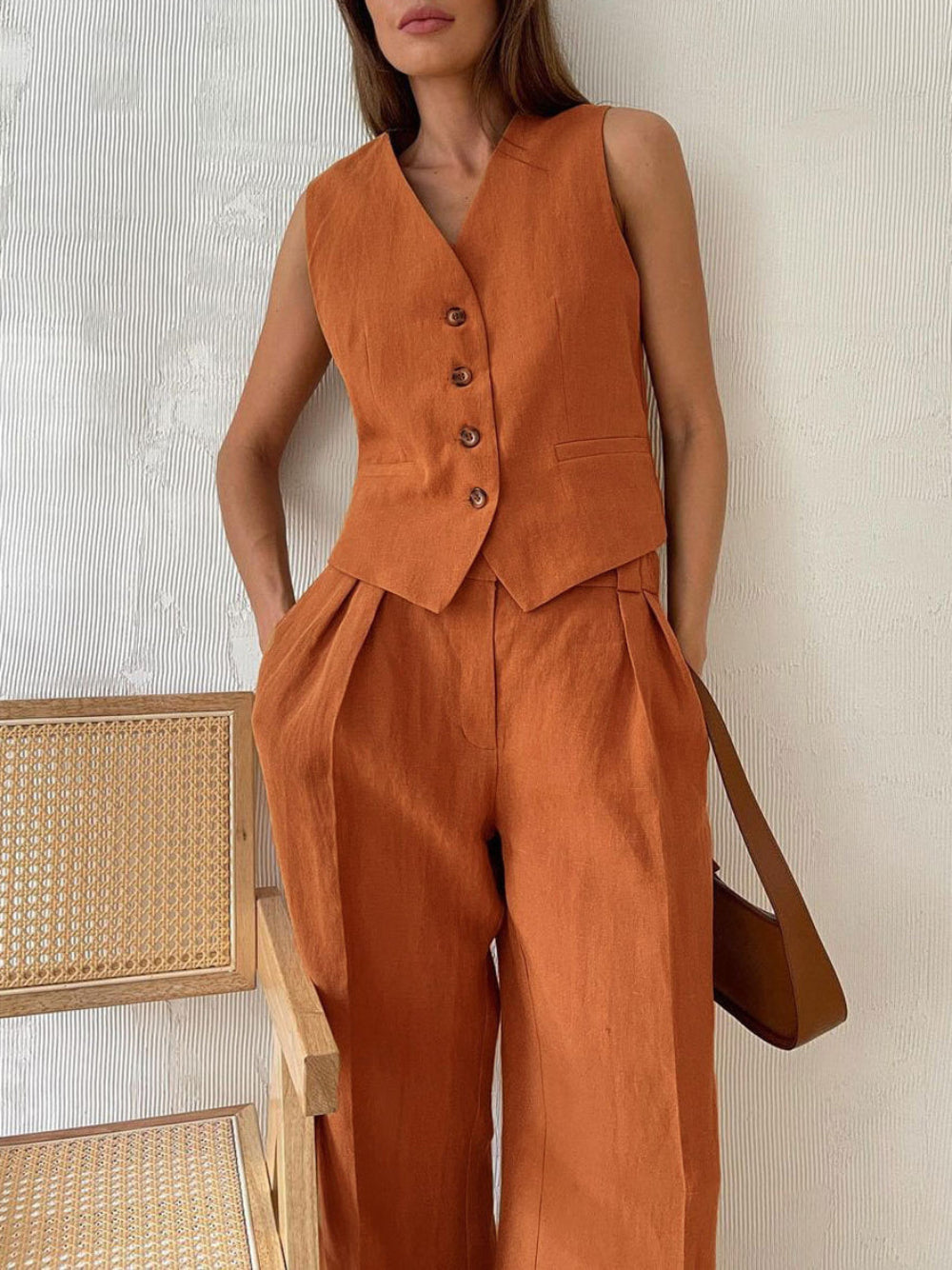 Lila V-neck Pleated Wide-leg Pants Suit