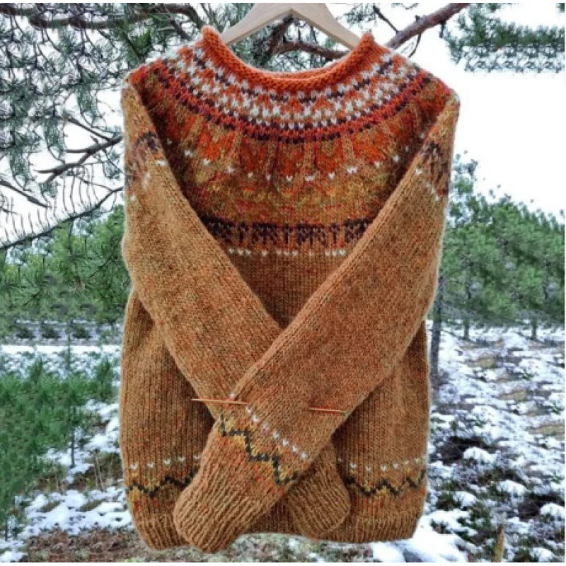 Aura | Warm Sweater with Classic Winter Details
