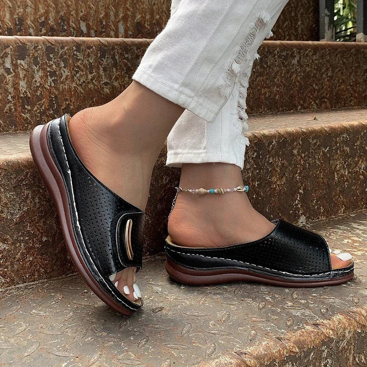 Joanna – Relaxed Style Walking Sandals