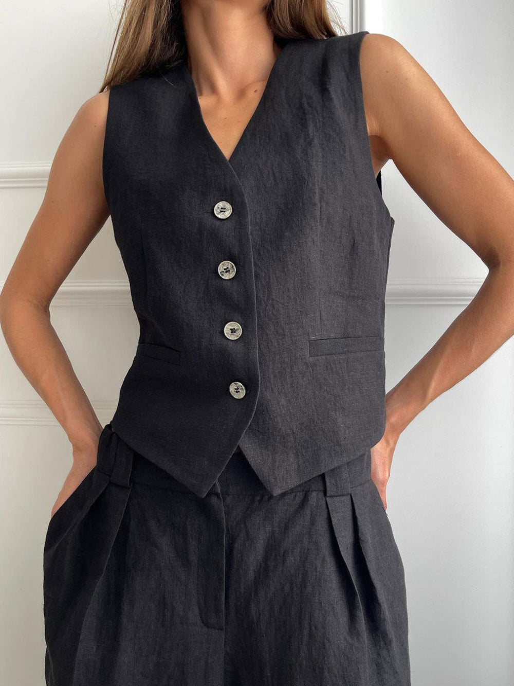 Lila V-neck Pleated Wide-leg Pants Suit