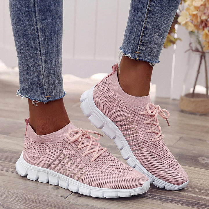 Nora | Lightweight and Orthopedic Sneakers for Everyday Wear