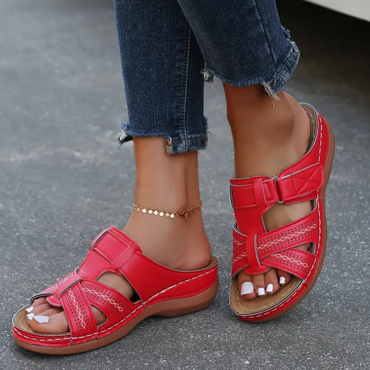Kathy – Relaxed Fit Walking Sandals