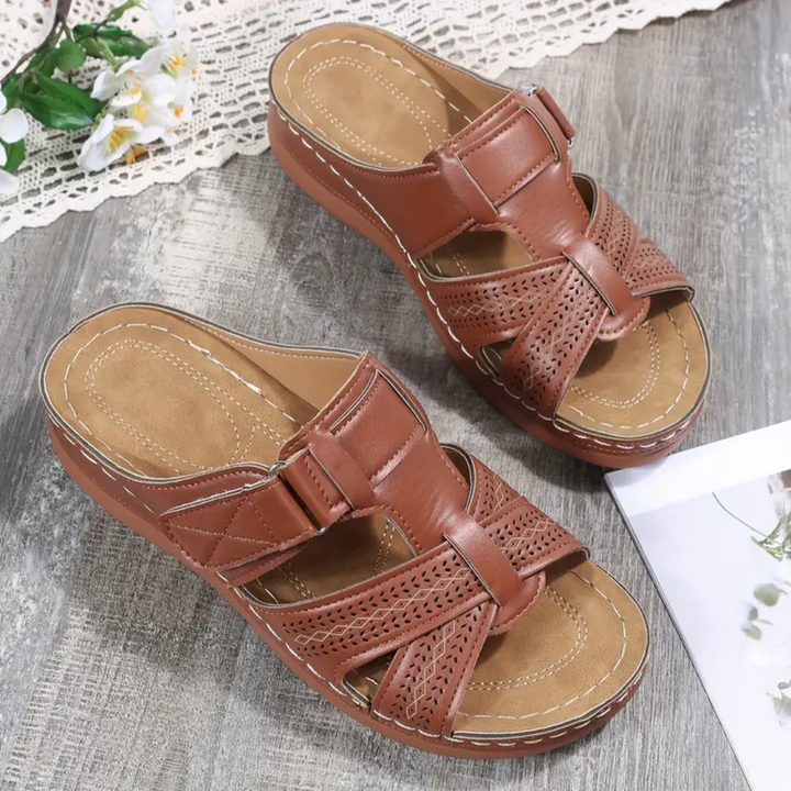 Kathy – Relaxed Fit Walking Sandals