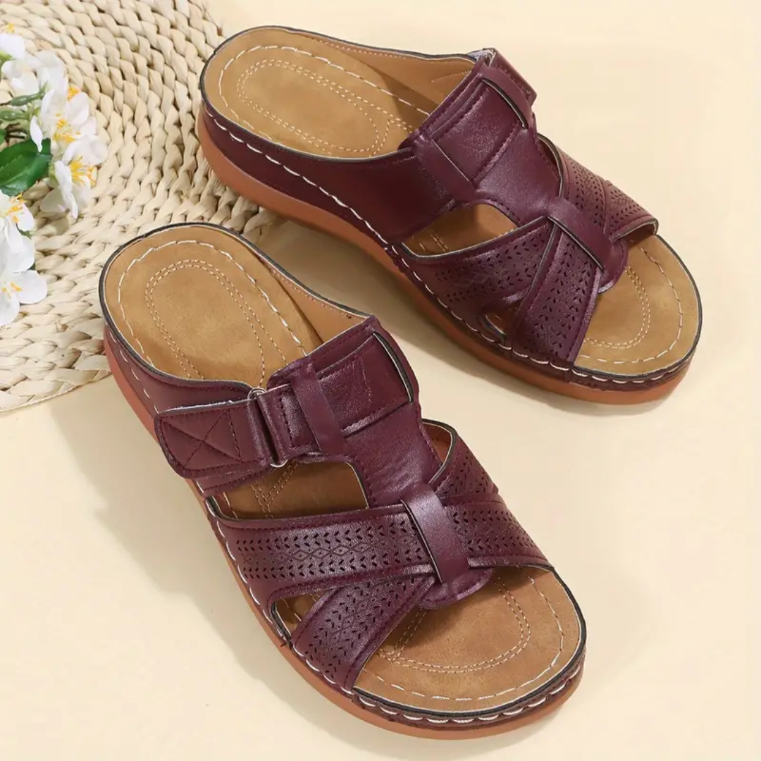 Kathy – Relaxed Fit Walking Sandals