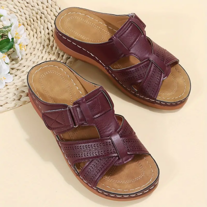 Kathy – Relaxed Fit Walking Sandals