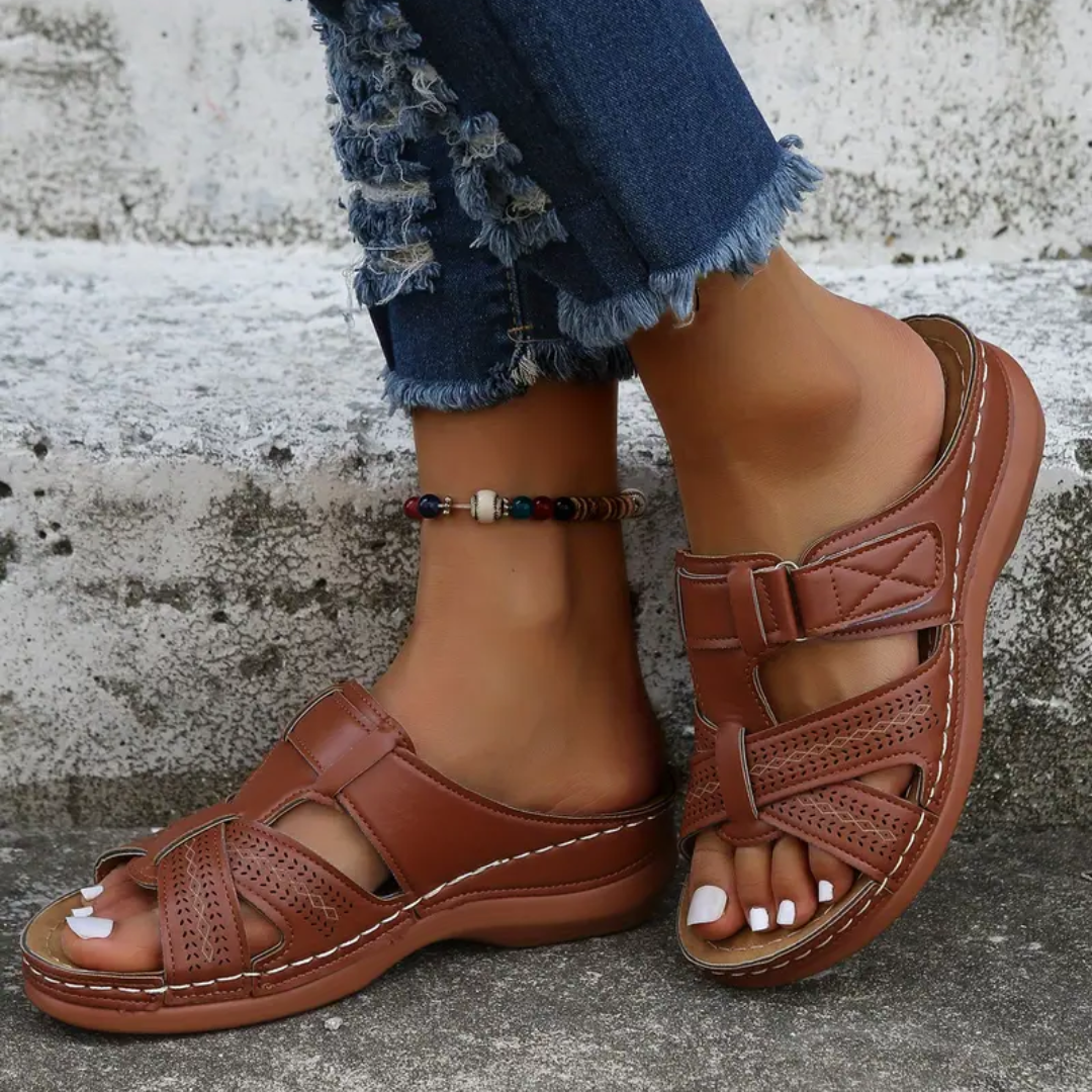 Kathy – Relaxed Fit Walking Sandals
