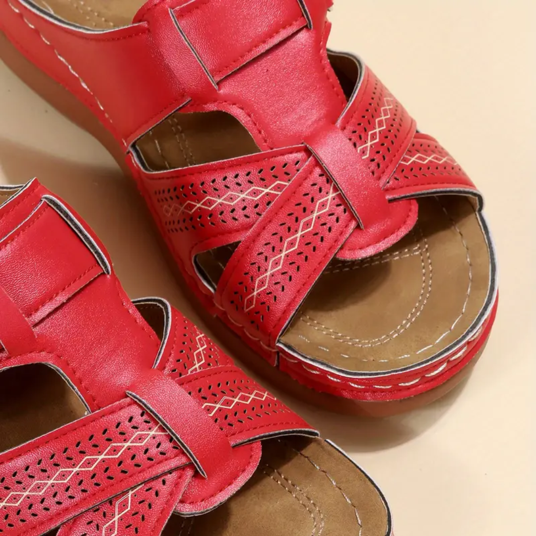 Kathy – Relaxed Fit Walking Sandals