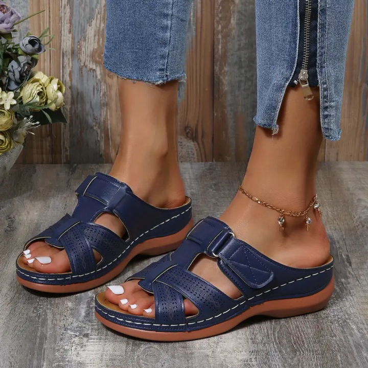Kathy – Relaxed Fit Walking Sandals