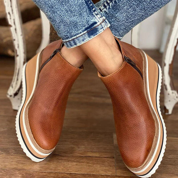 Women's Slip-On Chelsea Boots Platform Design