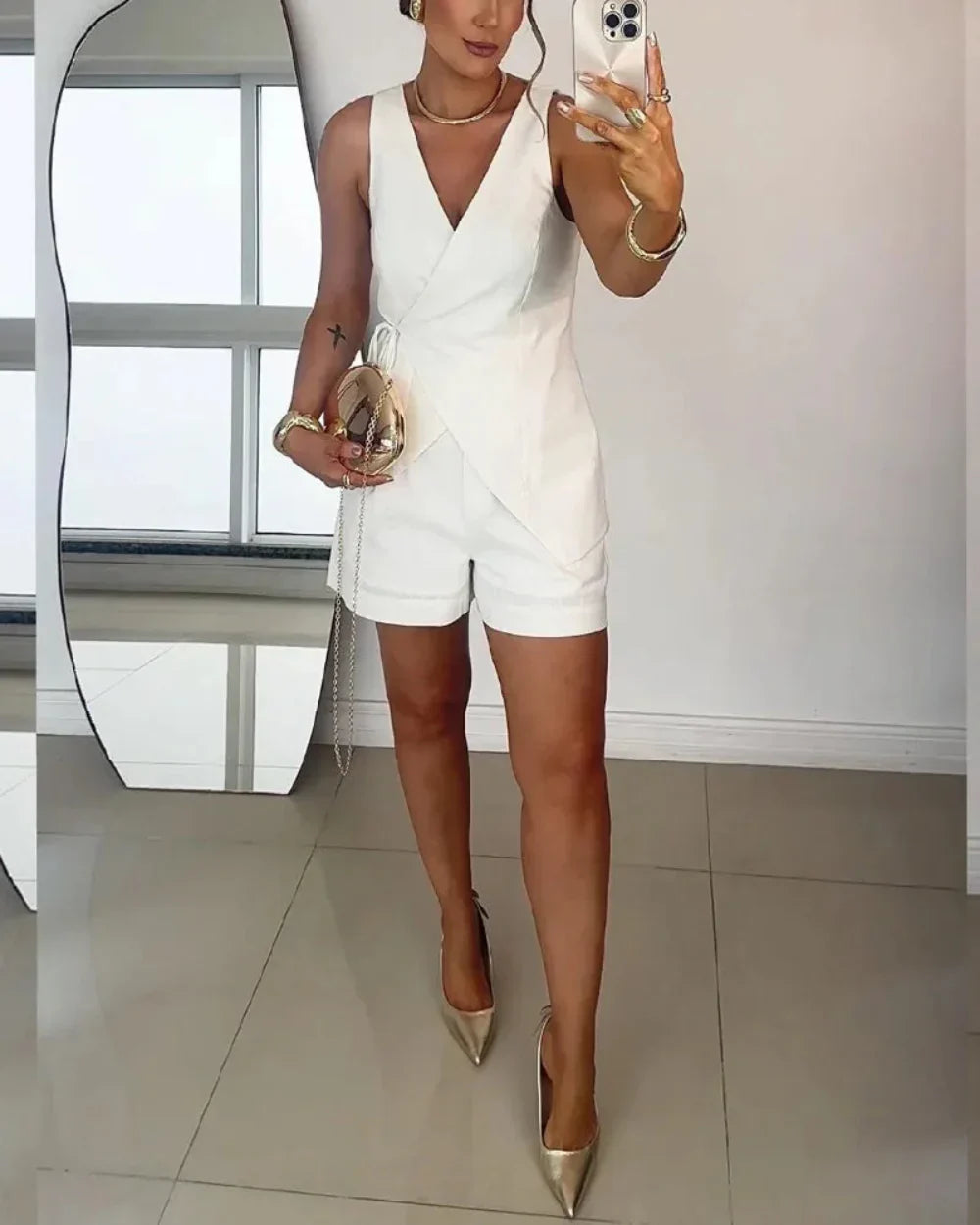 Lila Linen V-neck Top and Shorts Set