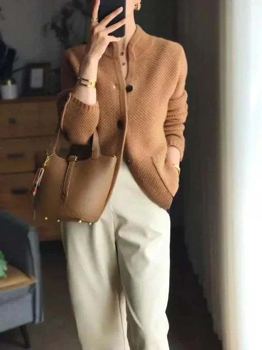 Women's Lightweight Crew Neck Pullover – Classic Long Sleeve Knit Sweater