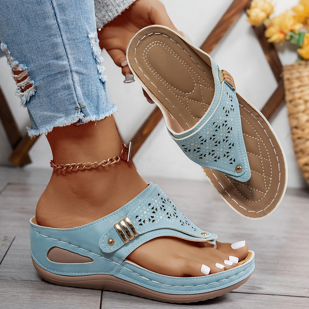 Wendy - Relaxed Fit Walking Sandals