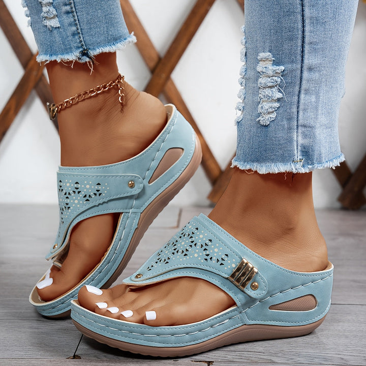 Wendy - Relaxed Fit Walking Sandals