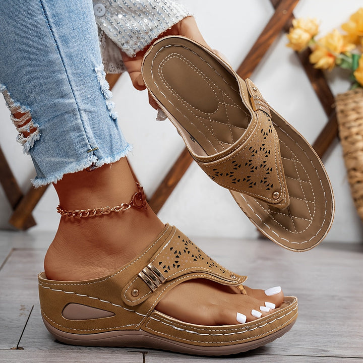Wendy - Relaxed Fit Walking Sandals