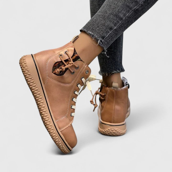 Lace Up Leather Round Toe Flatform Ankle Boot