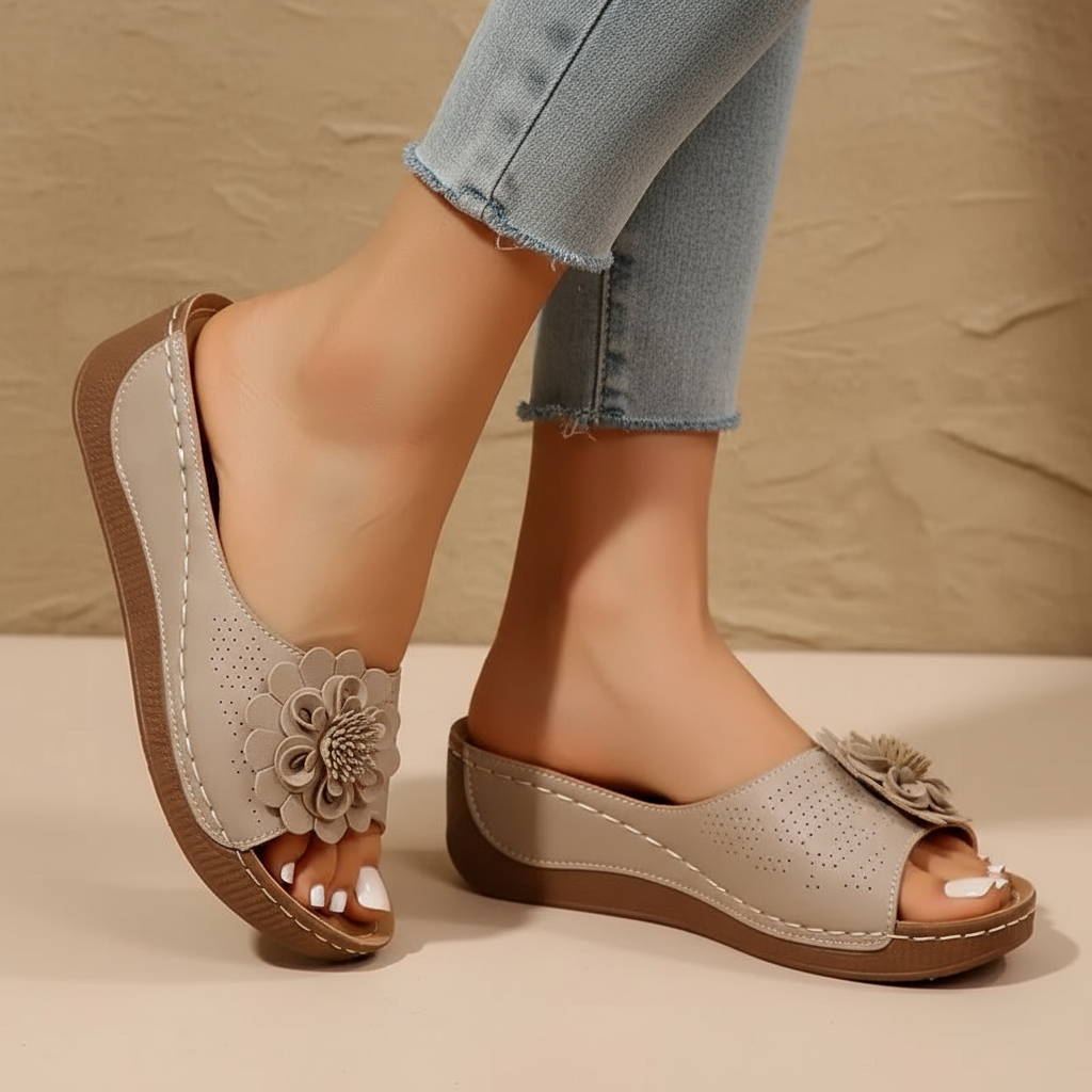 Catherine – Soft Step Floral Sandals