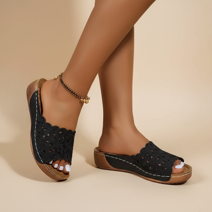 Delilah – Classic Support Slide Sandals