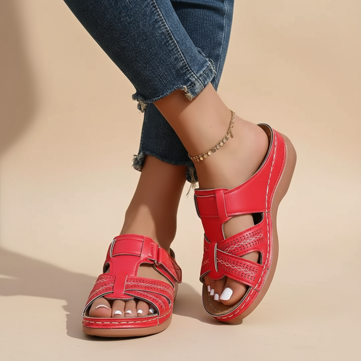 Kathy – Relaxed Fit Walking Sandals