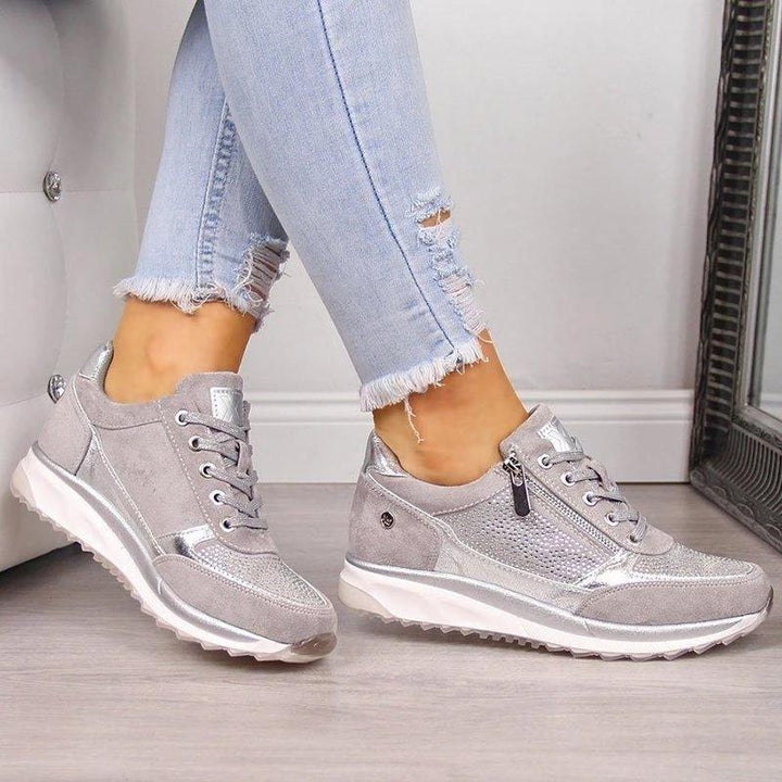 Janica – Ergonomic Trainers