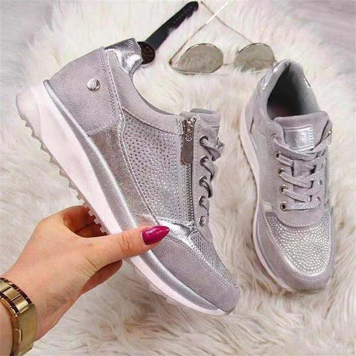 Janica – Ergonomic Trainers