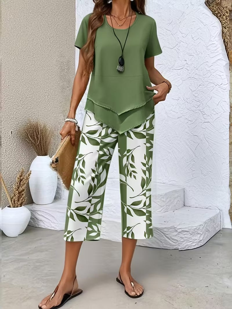 Primrose | Leaf Print Cropped Capri Two-Piece Set for Women