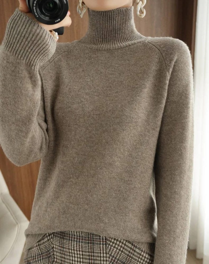 Sybille | Ribbed Knit Sweater with Roll Neck for Women
