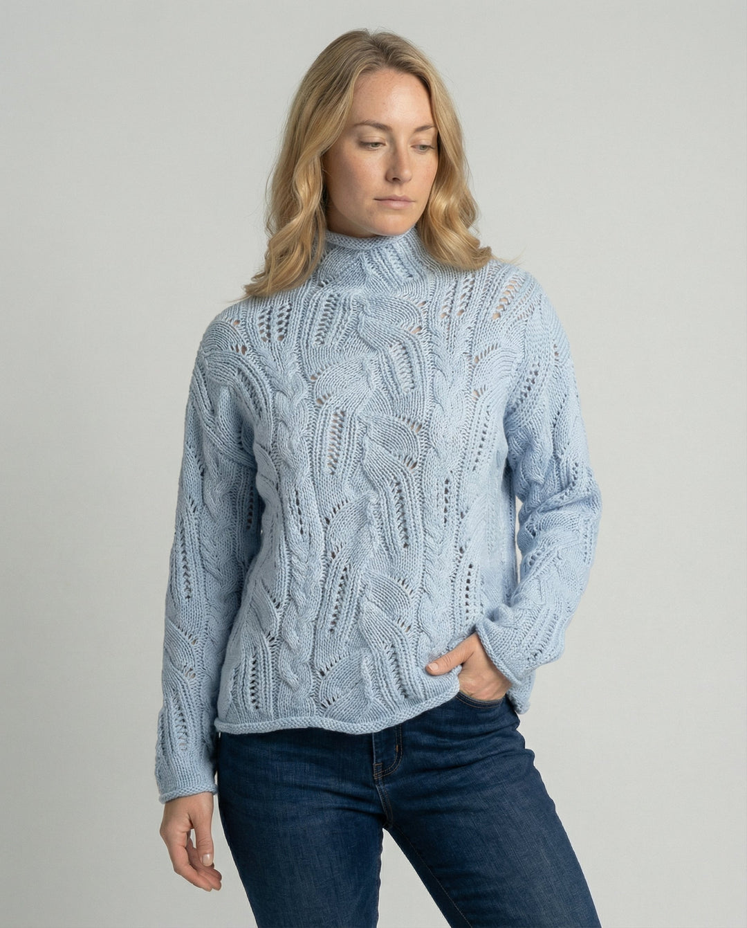 Women's Essential Crew Neck Sweater – Minimal Long Sleeve Knit Pullover