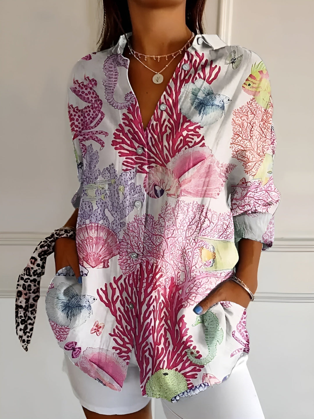 Beth | Button-Up Blouse with Split Neck and Oversized Fit for Women